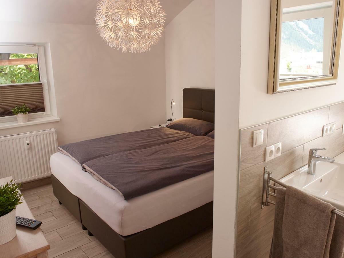 Karwendel Apartments Шарниц Екстериор снимка